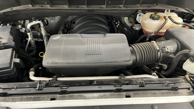 Used 2023 Summit White Chevrolet RST image 27