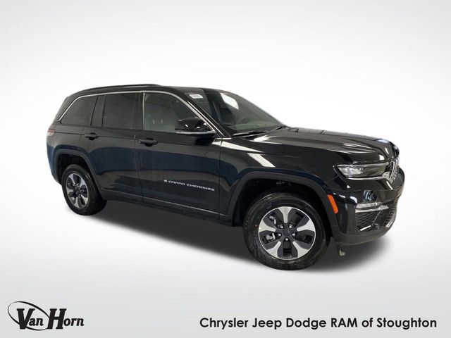 2024 Jeep Grand Cherokee 4xe's photo