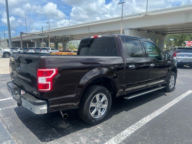 Used 2018 Red Ford XLT image 4