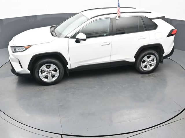 2021 Toyota RAV4 XLE 43