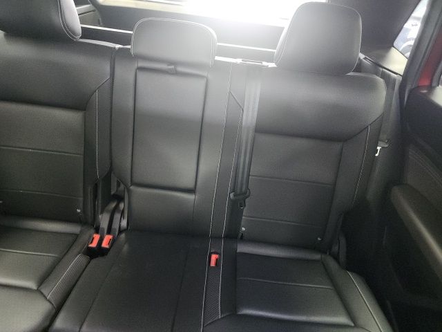 2023 Volkswagen Atlas Cross Sport 3.6L V6 SEL R-Line photo