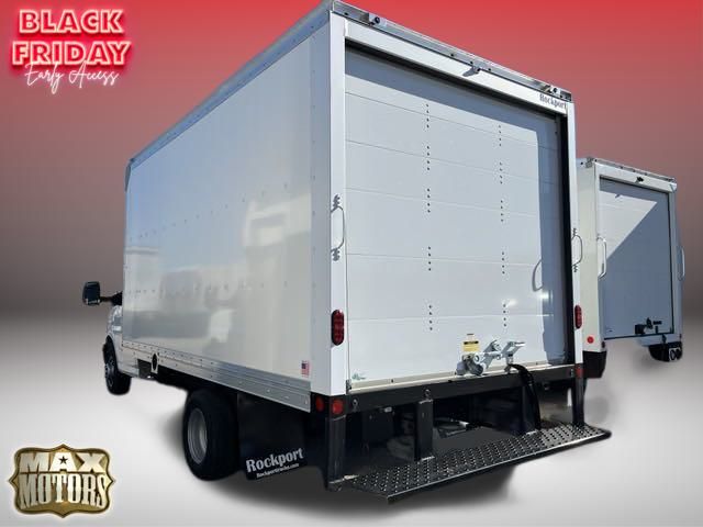 2023 GMC Savana 3500 Work Van 6