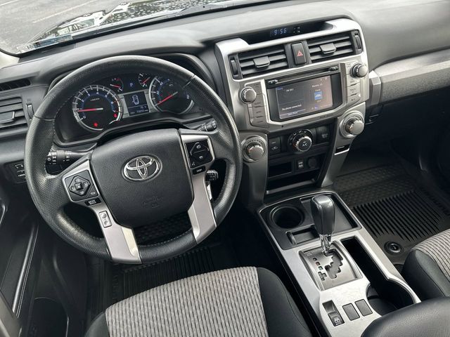 2019 Toyota 4Runner SR5 14