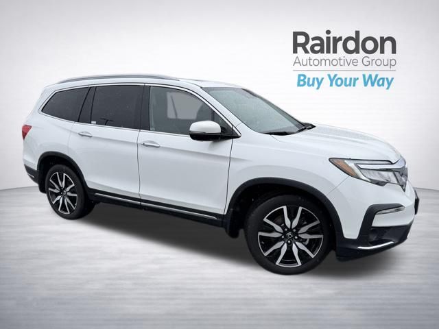 Platinum White Pearl 2022 Honda Pilot Touring AWD with Rear Captain's Chairs SUV / Crossover All-Wheel Drive 9-Speed Automatic