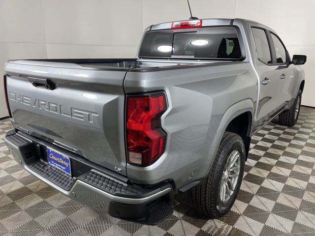 2024 Chevrolet Colorado LT 11