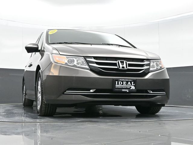 2016 Honda Odyssey SE 31