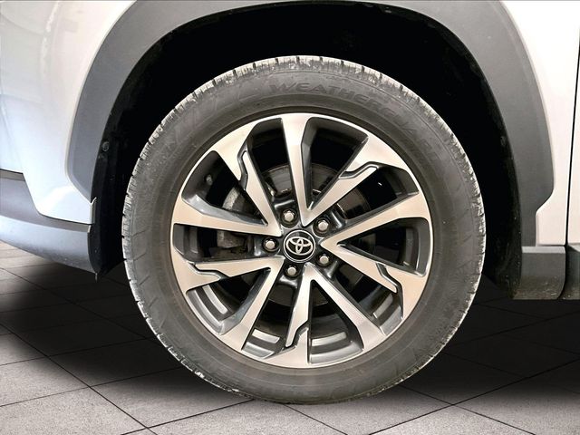 2022 Toyota Corolla Cross XLE Silver at South Hills Kia