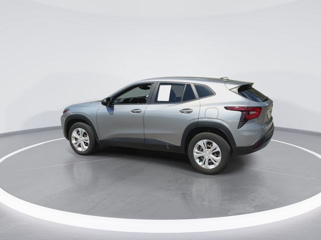 Used 2024 Gray Chevrolet LS image 8