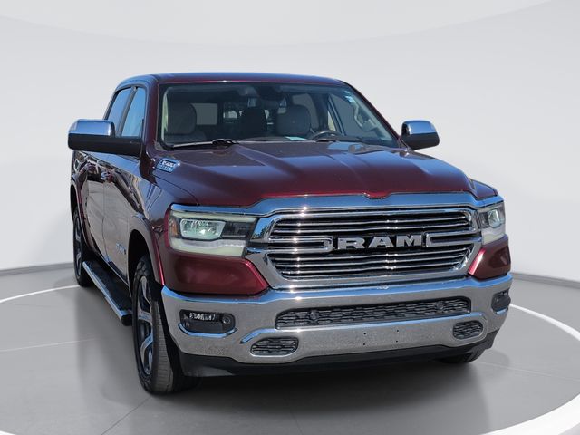 Delmonico Red Pearlcoat 2019 RAM 1500 Laramie Crew Cab 4WD Pickup Truck Four-Wheel Drive 8-Speed Automatic