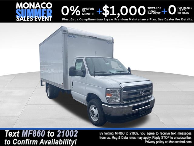 Oxford White 2026 Ford E-Series Chassis Pickup Truck Rear-Wheel Drive 6-Speed Automatic Overdrive