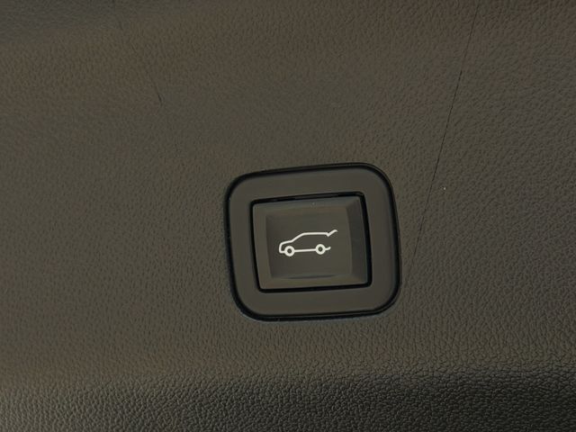 Used 2023 Black Chevrolet High Country image 40