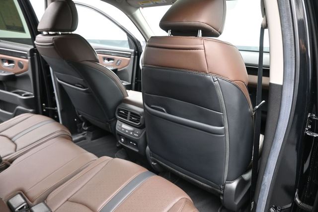 Used 2025 Honda Pilot SUV