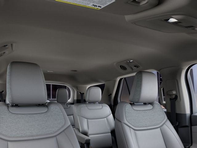 2027 Ford Explorer Active:169893