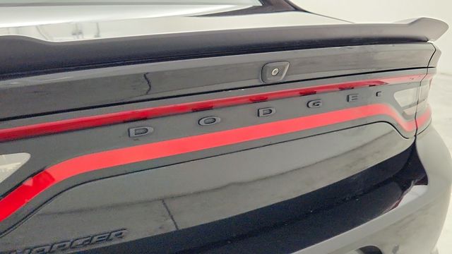 2022 Dodge Charger SXT - 11