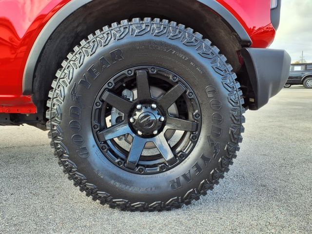 2023 Ford Bronco photo