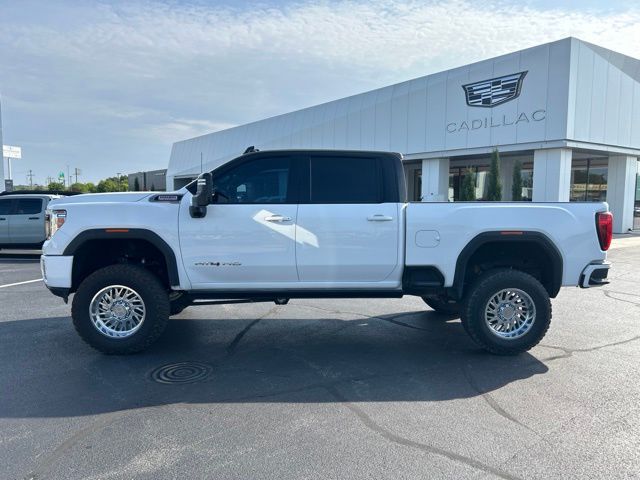 Summit White 2022 GMC Sierra 2500HD Pickup Truck Four-Wheel Drive Automatic