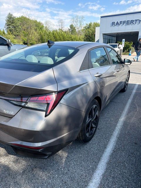 2022 Hyundai Elantra Hybrid Limited - 4