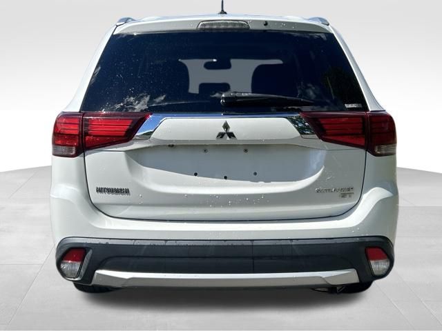 used 2016 Mitsubishi Outlander car, priced at $12,999