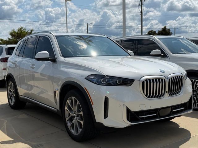 Mineral White Metallic 2026 BMW X5 SUV / Crossover All-Wheel Drive 8-Speed Automatic