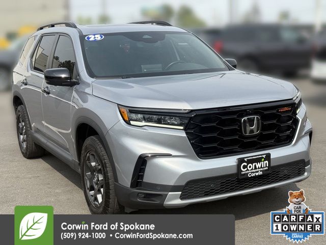 Lunar Silver Metallic 2025 Honda Pilot SUV / Crossover All-Wheel Drive Automatic