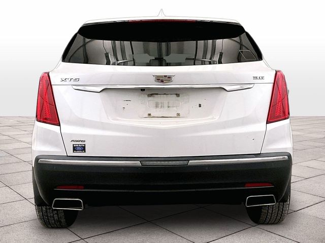 2018 Cadillac XT5 Luxury - 4