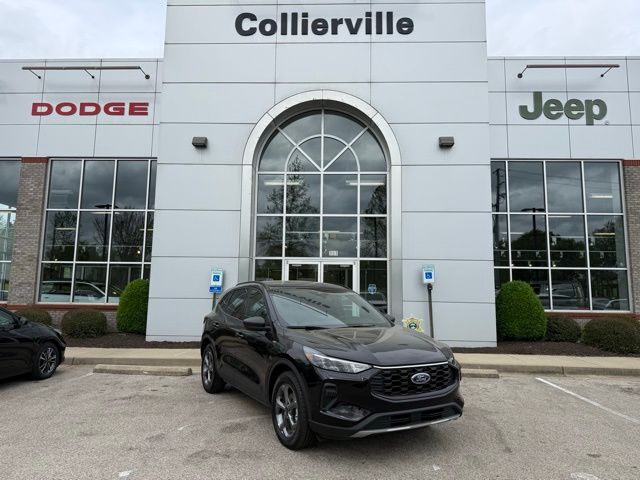 Black Metallic 2025 Ford Escape ST-Line FWD SUV / Crossover Front-Wheel Drive 8-Speed Automatic