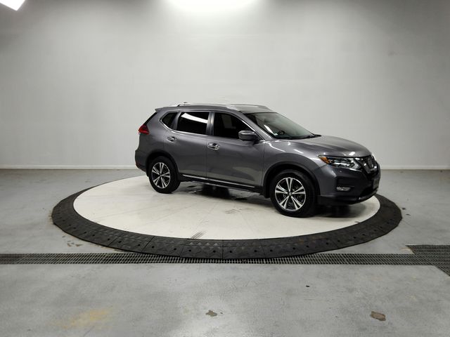 Gray (Gun Metallic) 2017 Nissan Rogue SUV / Crossover All-Wheel Drive Continuously Variable Transmission
