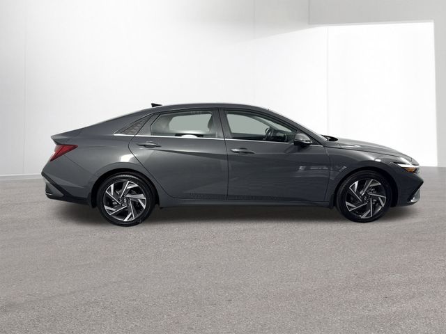 New 2025 Hyundai Elantra Hybrid For Sale in Indianapolis, IN