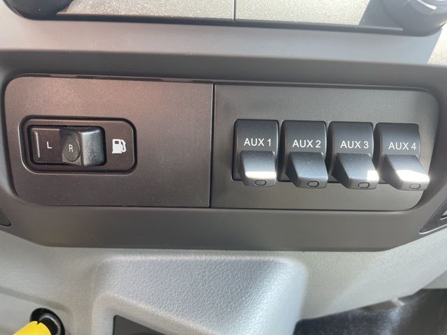 2025 Ford F-750 Super Duty 