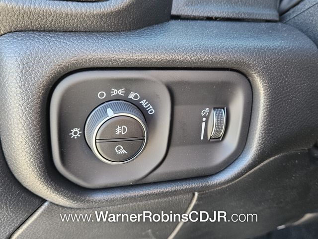 New 2026 White Ram Tradesman image 30