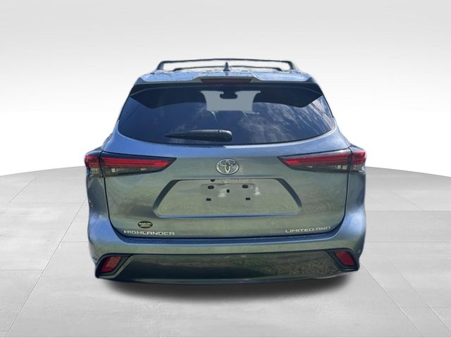 Used 2023 Toyota Highlander SUV