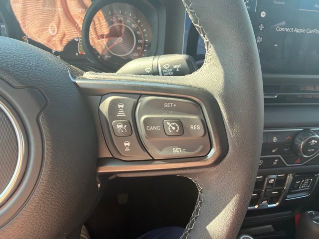 2026 Jeep Gladiator Sahara 4x4