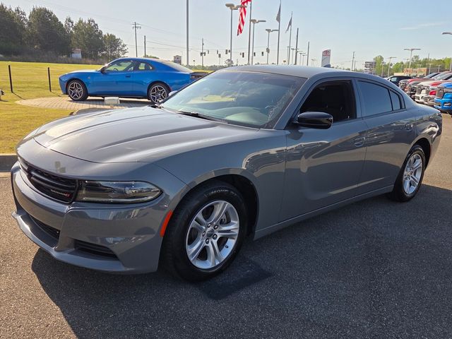 Used 2023 Gray Dodge SXT image 3