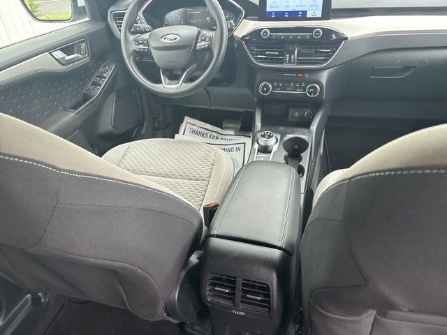 2020 Ford Escape SE photo