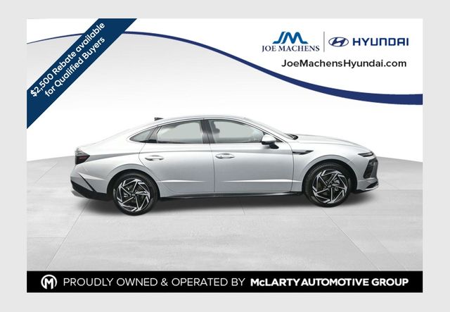 Aero Silver 2026 Hyundai Sonata Sedan Front-Wheel Drive 8-Speed Automatic