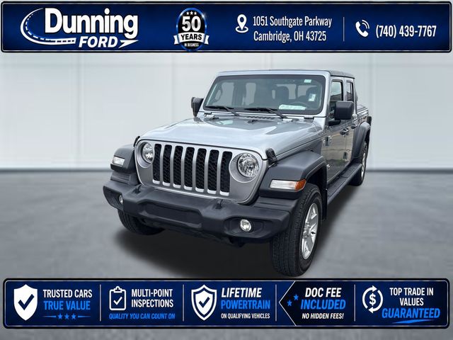 Billet Silver Metallic Clearcoat 2021 Jeep Gladiator Pickup Truck Four-Wheel Drive 6-Speed Manual
