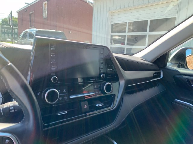 Used 2020 Toyota Highlander SUV