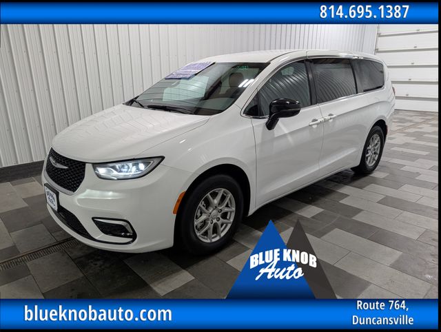 2026 Chrysler Pacifica Blanco (Bright White Clearcoat) Minivan Tracción delantera 9 velocidades Automática