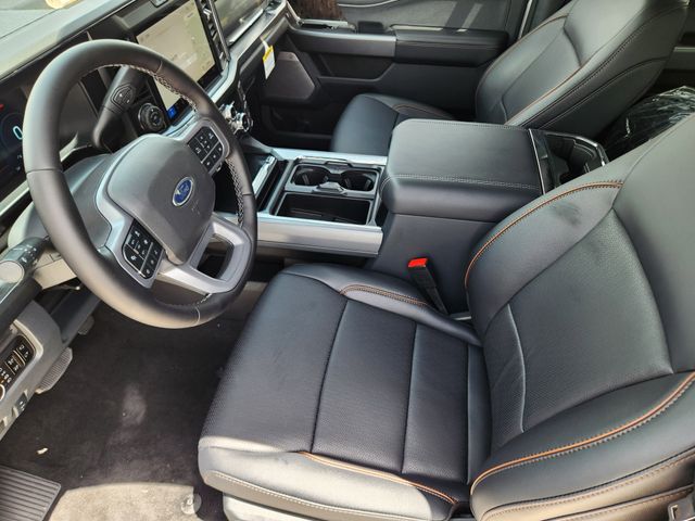 2025 Avalanche Ford Super Duty F-250 SRW Lariat 4X4 Truck