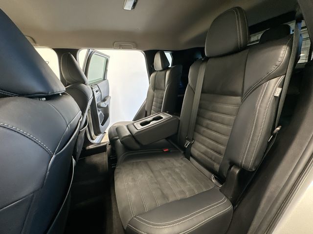 2022 Mitsubishi Outlander SE Silver at Honda North