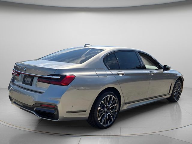 2021 BMW 740i - $36,291
