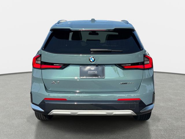Used 2023 Green BMW xDrive28i image 4