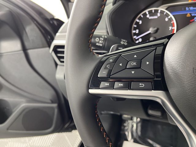 2025 Super Black Clearcoat Nissan Altima 2.5 SR FWD Sedan