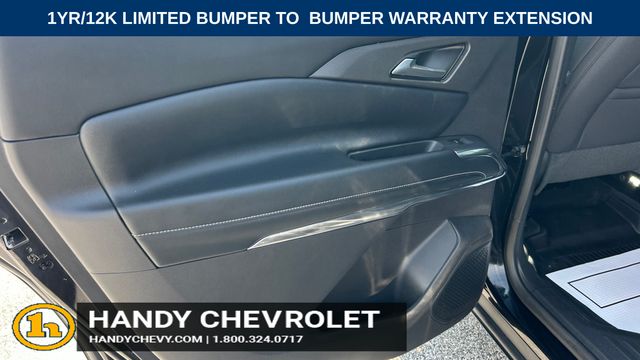Used 2025 Chevrolet Traverse SUV