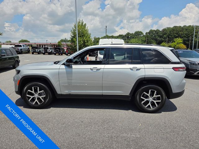 Used 2025 Jeep Grand Cherokee SUV