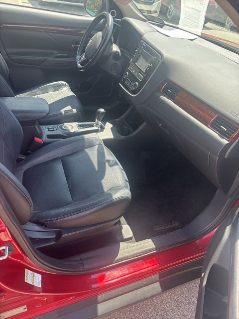 used 2015 Mitsubishi Outlander car, priced at $9,133