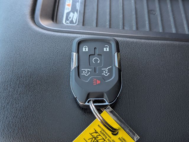 2017 Gray GMC Yukon SLT 4X4 SUV