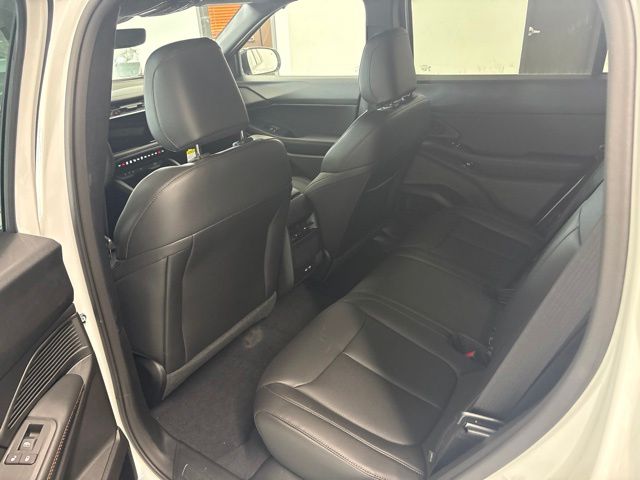 2026 Bright White Clearcoat Jeep Cherokee Limited 4X4 SUV