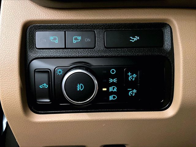 2024 Ford F-250SD Lariat White at Grove City Ford