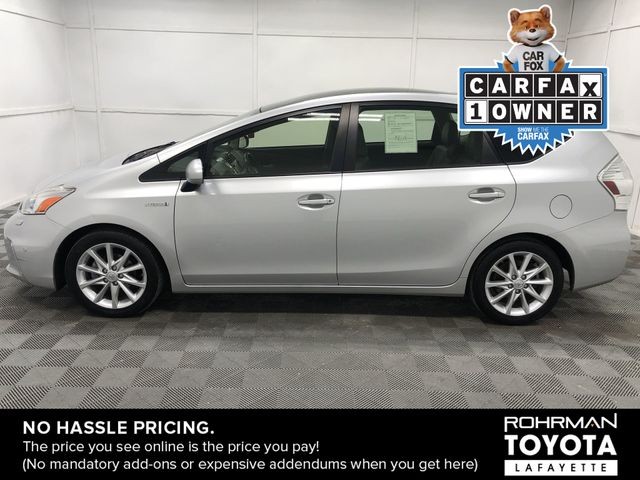 2013 Toyota Prius v Five 3